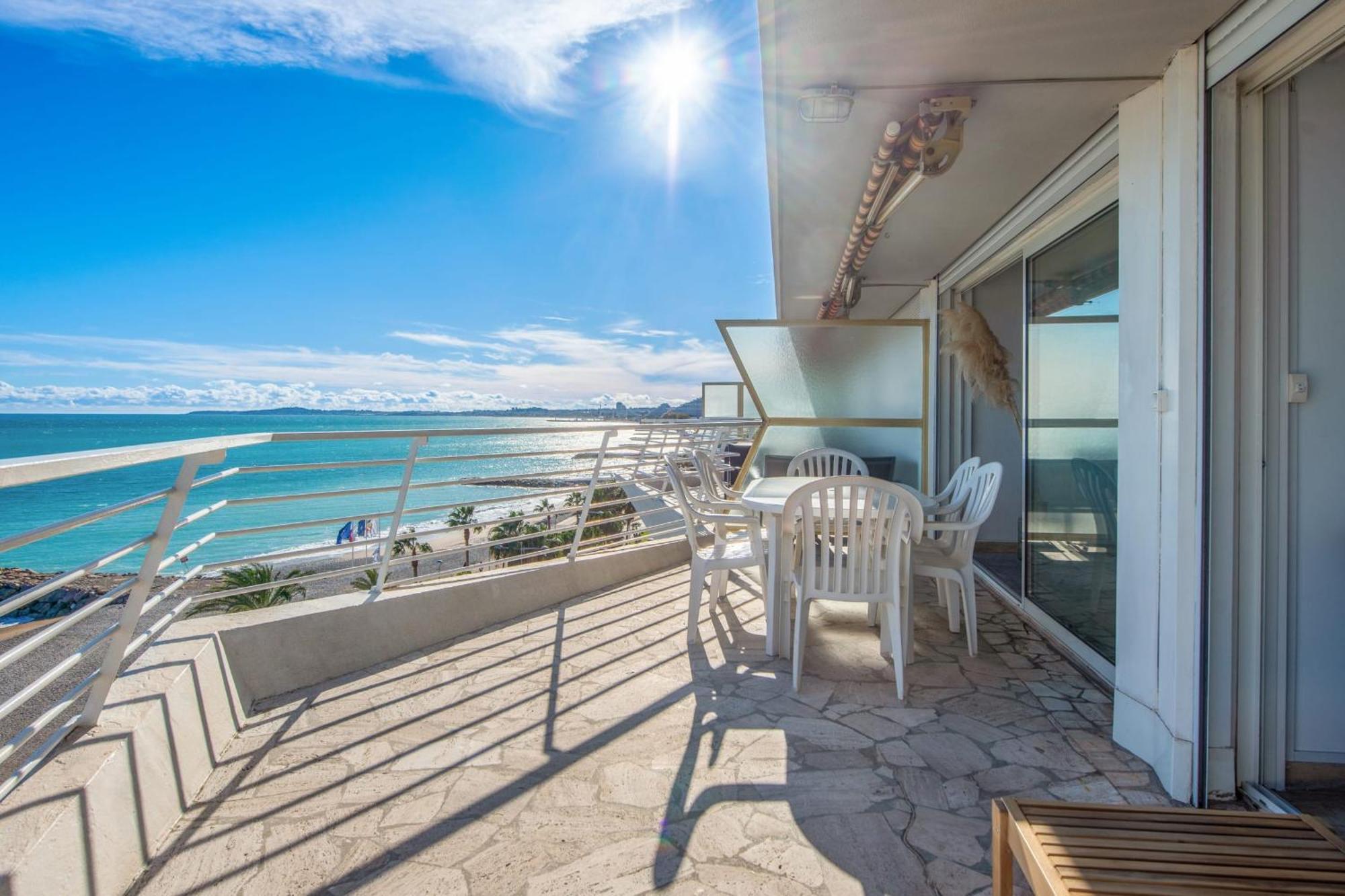 Le Balcon Sur La Baie - Welkeys Apartamento Cagnes-sur-Mer Exterior foto